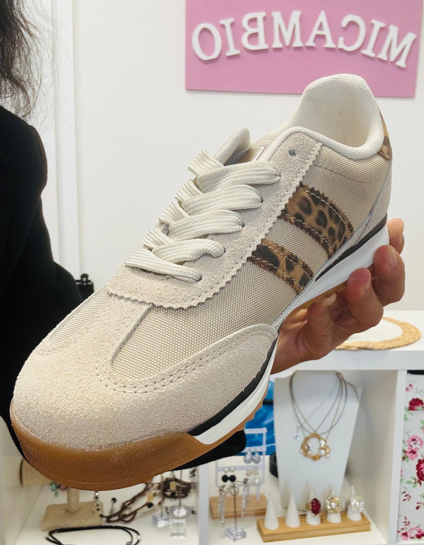 Sneaker maculato - Micambio